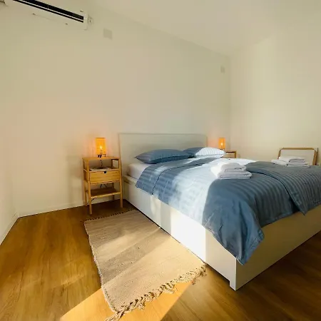 Happy * 布罗达里卡