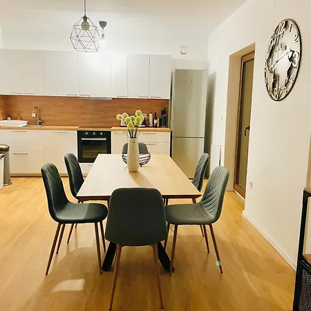 Happy Apartment